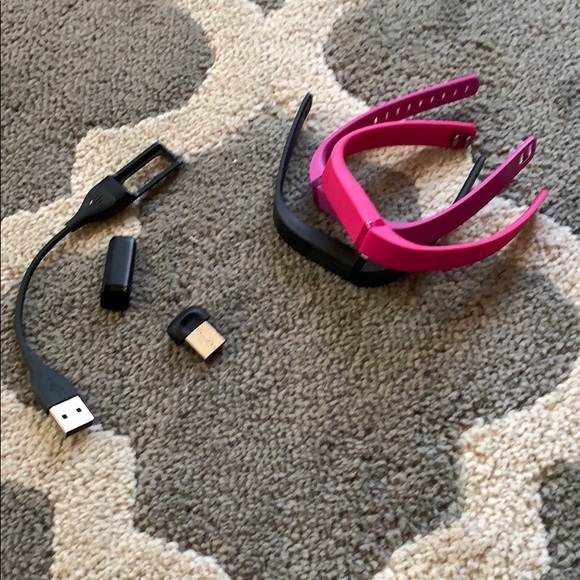 Fitbit Accessories - 🏃🏼‍♀️Fitbit Flex Bundle🏃🏼‍♀️